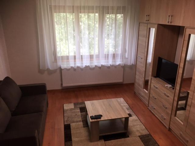 Apartament Thaly 5 Debreczyn Zewnętrze zdjęcie